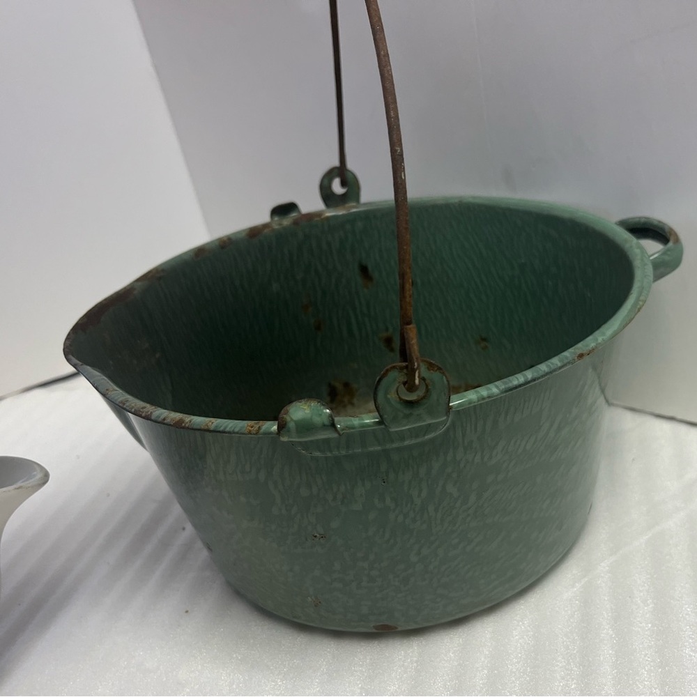 Antique Green Enamelware kettle bale pour spout Farmhouse Antique planters